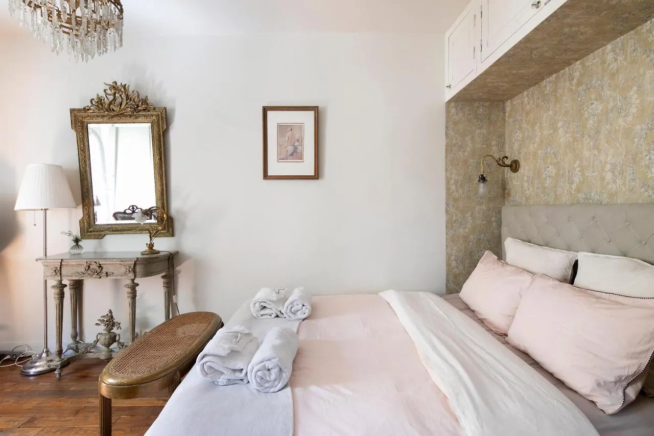 Maison Chanzy Paris Frankreich